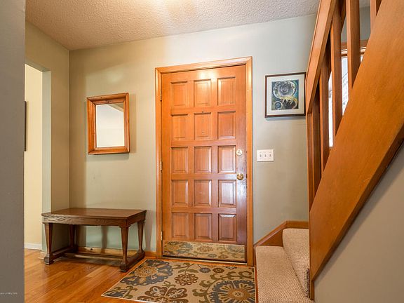 5th image of 2947 Footman Dr