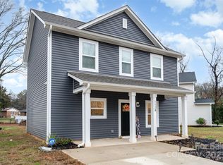 1124 Thayer Glen Ct, Charlotte, NC 28213