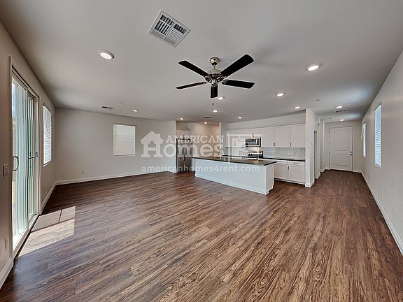 4th image of 10069 Aconitum Ct