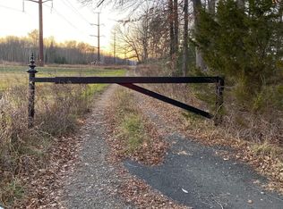 1211R Blue Hills Avenue, Bloomfield, CT 06002