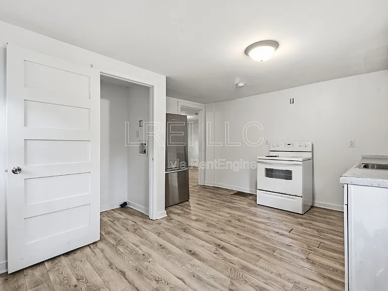 1743 W Hill St #2 — Photo 15