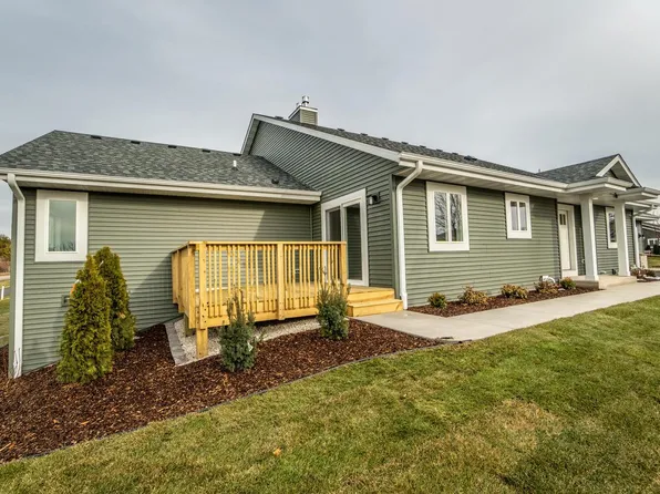 W206N16182 Stonebrook DRIVE, Jackson, WI 53037