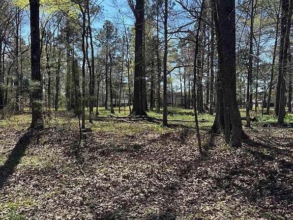 2nd image of 3995 White Oak Aly