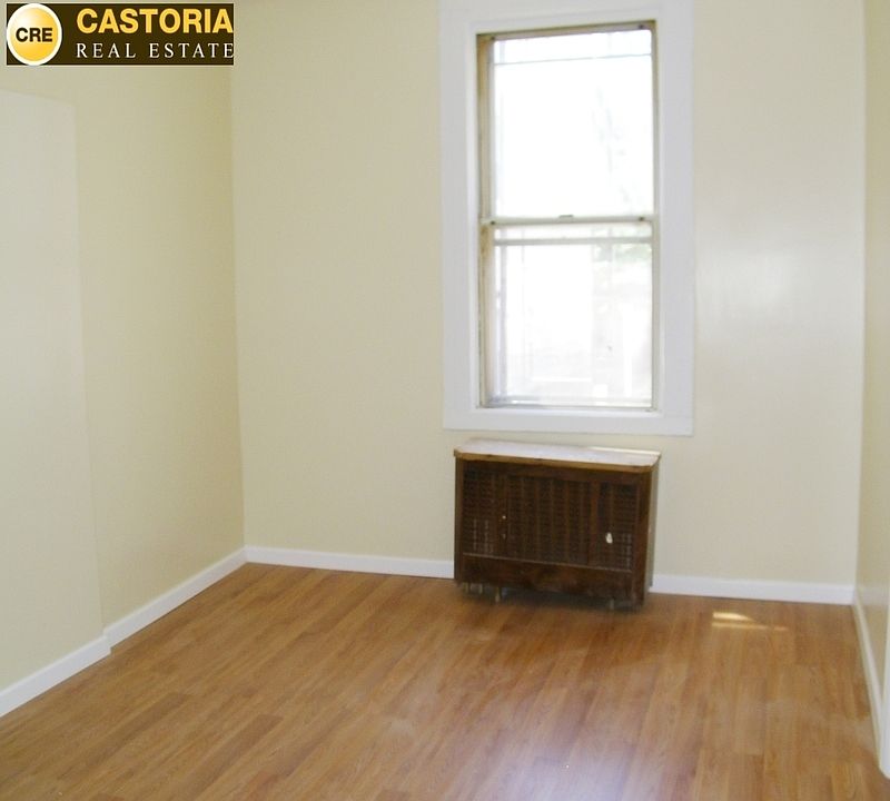 2nd image of 438 Humboldt St