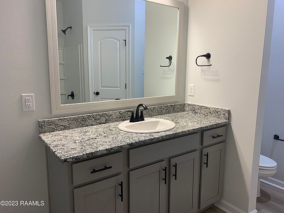 5th image of 317 Cainwood Ct