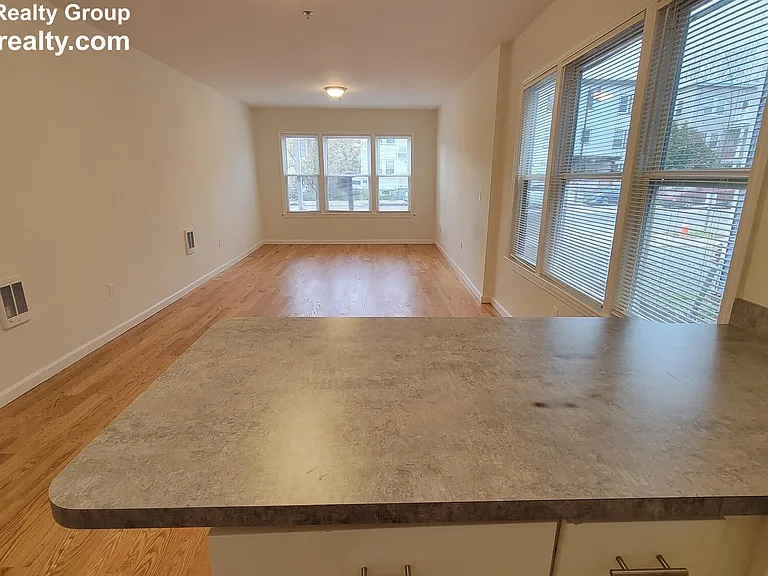 920 Hyde Park Ave #1 — Photo 3