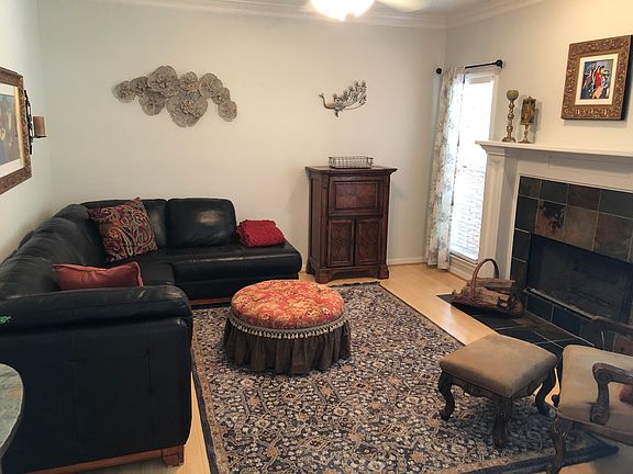 5th image of 1084 Oak Moss Dr