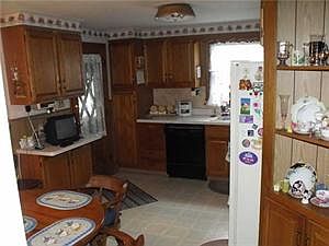 5th image of 1074 Marcia Dr