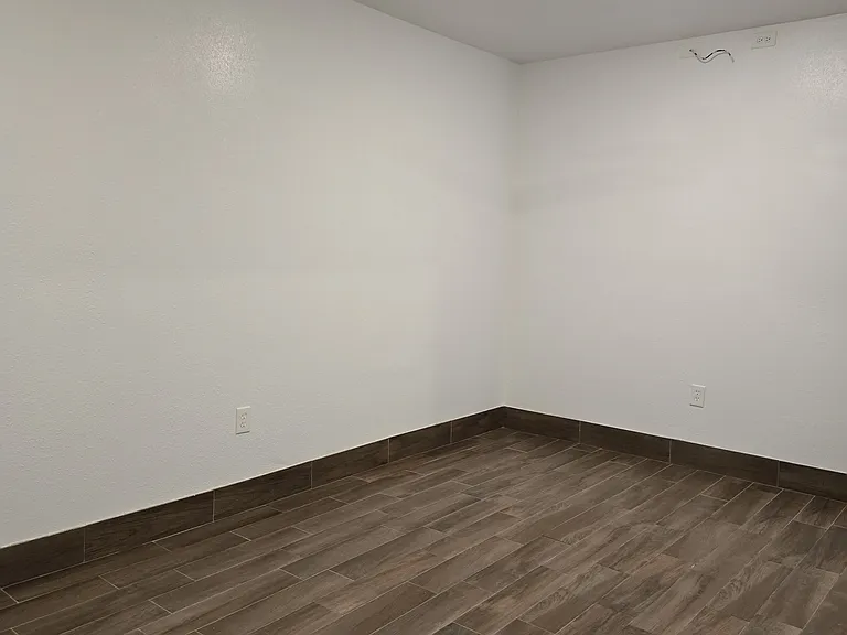10003 Quail Valley Blvd #B — Photo 11