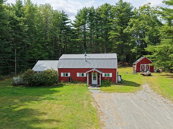 2nd image of 636 Bennoch Road