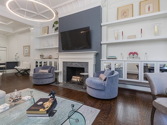 3rd image of 226 Commonwealth Ave APT 1