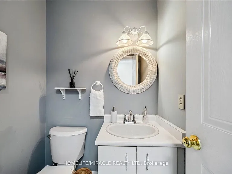 19 Wallace Dr — Photo 16