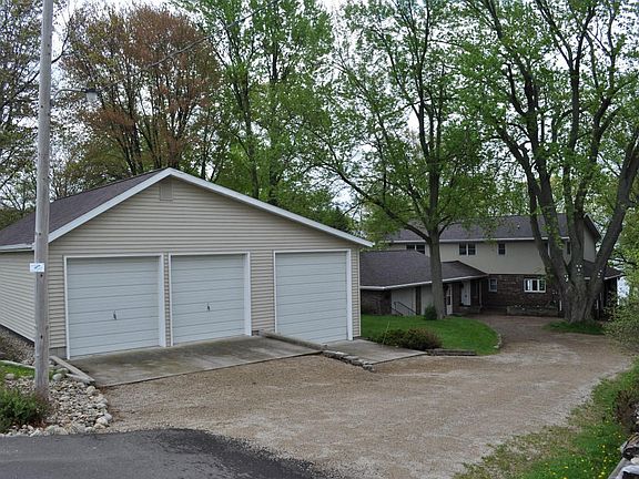 2nd image of W3269 Orchard Ave