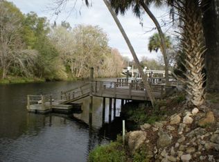 14151 W River Rd, Inglis, FL 34449