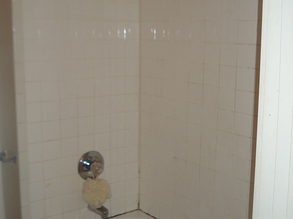 1st image of 562 Stockbridge Ave