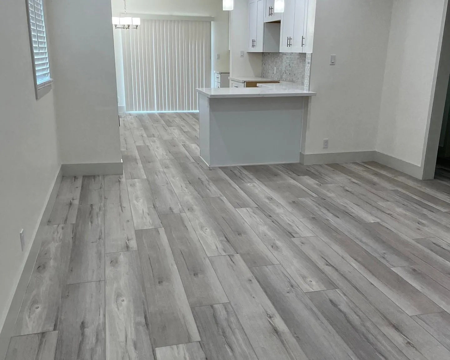 2 bed, 897 sqft, $3,195 — Photo 1