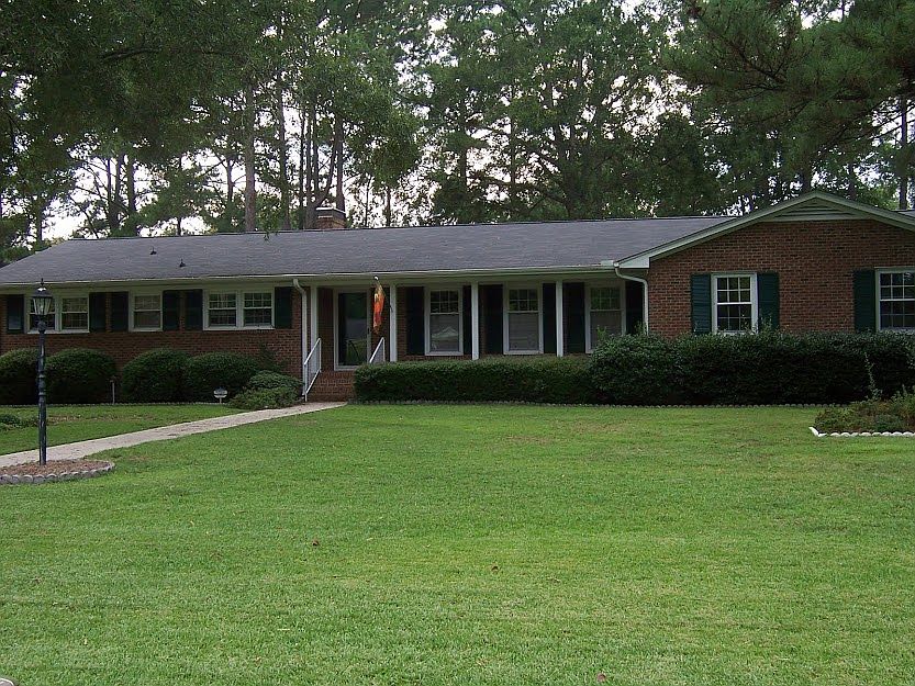 3004 Pinecrest Drive