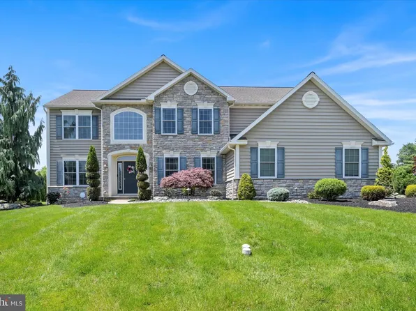 118 Connecticut Ave, Sinking Spring, PA 19608