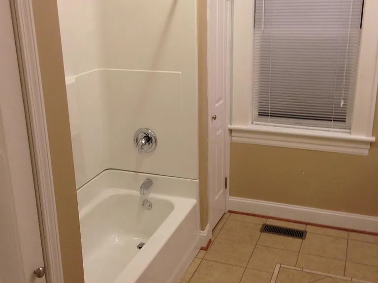 2151 Berkley Ave SW #DOWNSTAIRS — Photo 7
