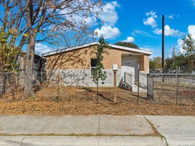 1203 Saltillo, San Antonio, TX, 78207