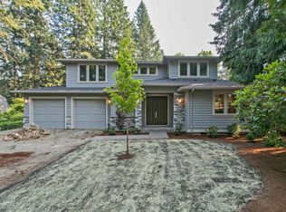 4250 Lords Ln, Lake Oswego, OR 97035