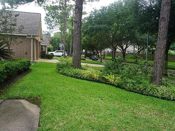 3rd image of 4411 Forest Creek Dr