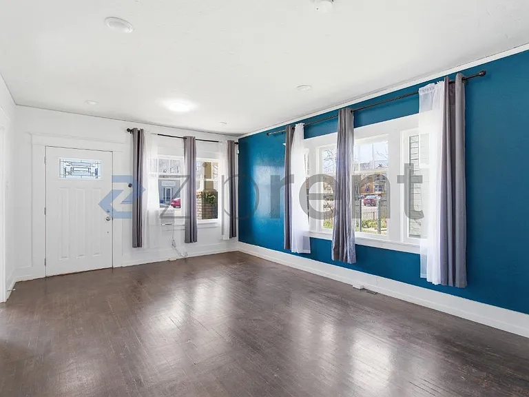 423 Mill St #423 MILL ST — Photo 7