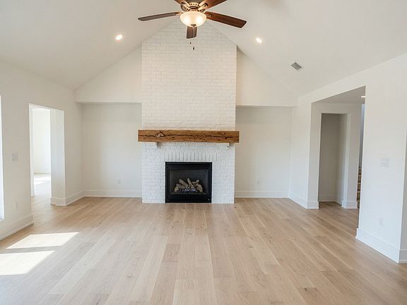 4th image of 2708 Southbay Cir