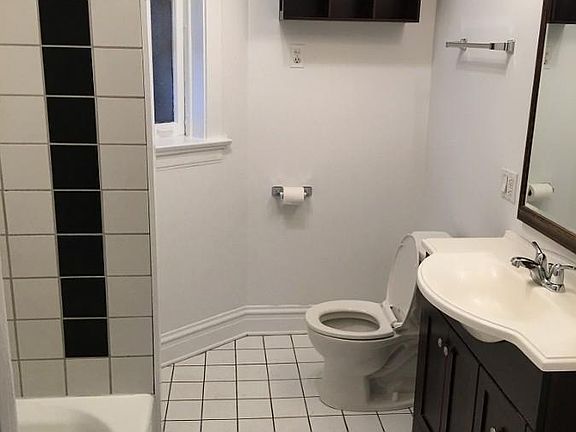 3rd image of 5108 N Ashland Ave #1