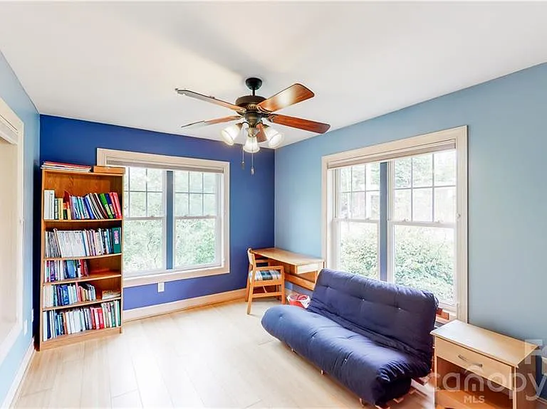 19 Sevan Ct — Photo 27