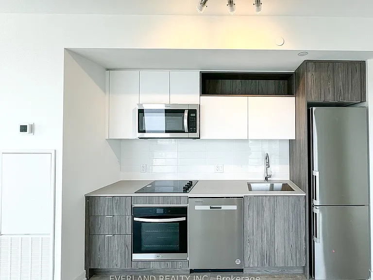 100 Dalhousie St #4407 — Photo 10