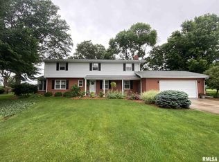 2874 Lincoln Park Dr, Galesburg, IL 61401