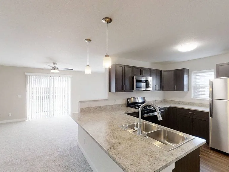 Trade Winds Apartment Homes — Photo 60