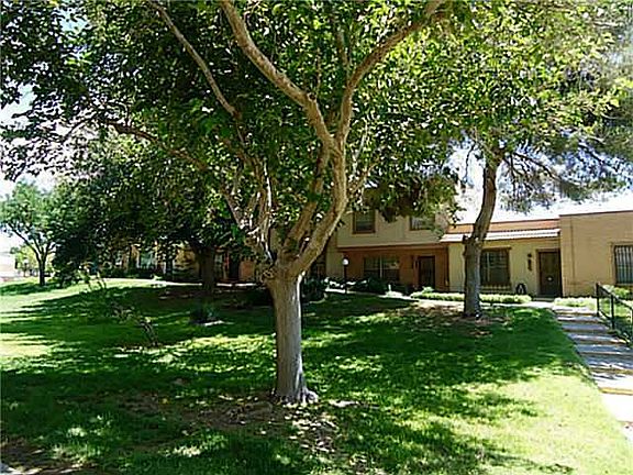 2nd image of 210 Paso Noble Dr #210