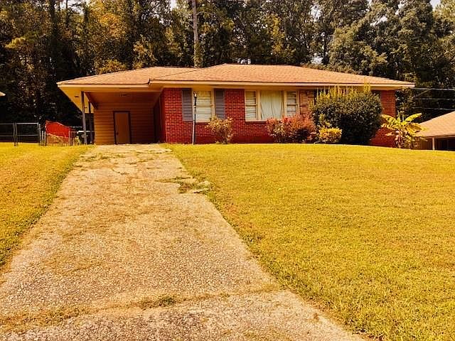 1st image of 2635 Fairlane Dr SE