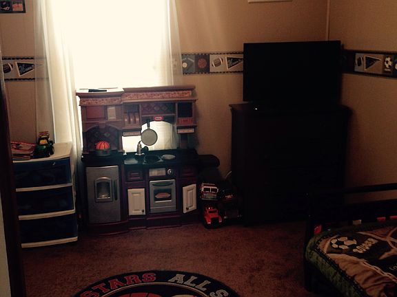 2nd Bedroom