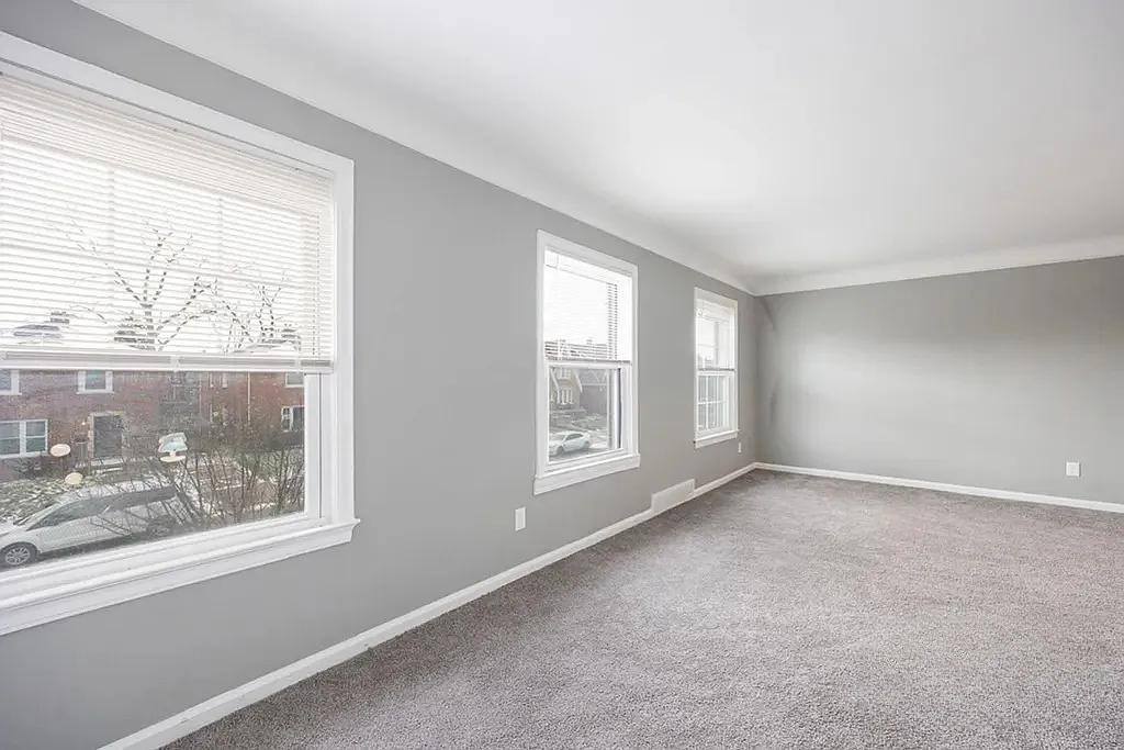 2 bed, 900 sqft, $1,000 — Photo 4