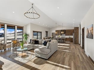 63 River Bend Dr, Great Falls, MT 59404