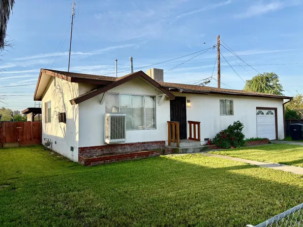 1215 Washington St, Hanford, CA 93230