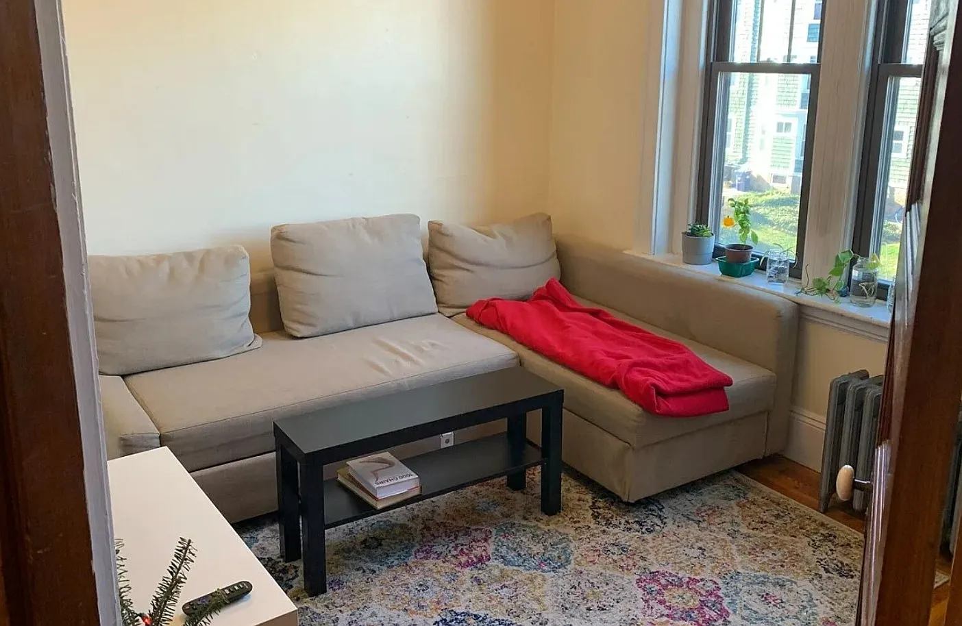 4 bed, 9999 sqft, $6,400 — Photo 3