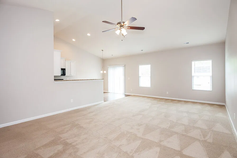 3 bed, 2.0 bath, 1506 sqft, $2,690 — Photo 3