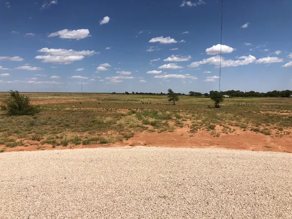 1506 Timmons Ave, Ropesville, TX 79358