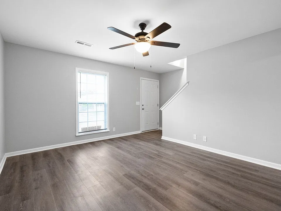 Peabody Dr - 358
