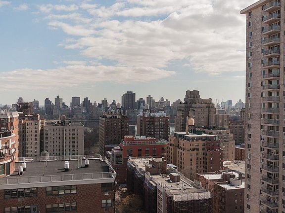 5th image of 100 W 94th St APT 21F