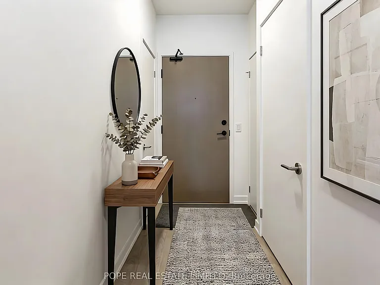 225 Sumach St #W1002 — Photo 4