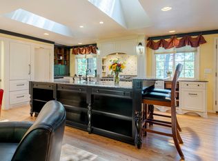 1024 Pinecrest Ter, Ashland, OR 97520