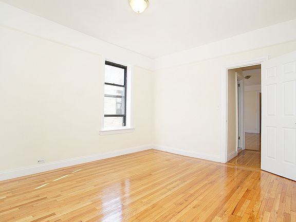 2nd image of 370 Fort Washington Ave APT 409