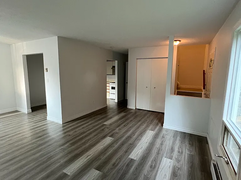 24 Eddy Ave #D — Photo 7