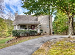 6744 Wood Lake Cir, Young Harris, GA 30582