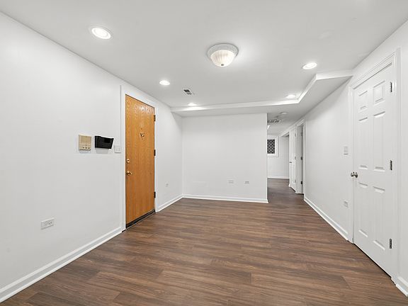 5th image of 3845 W Altgeld St APT G